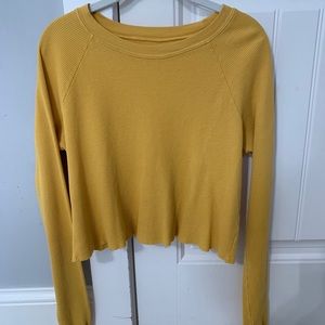 Brandy Melville yellow waffle long sleeve 1sz